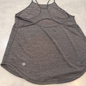 Lululemon High Neck Tank Sz 6 No tag Heather Gray Back Cutout Racerback Runner